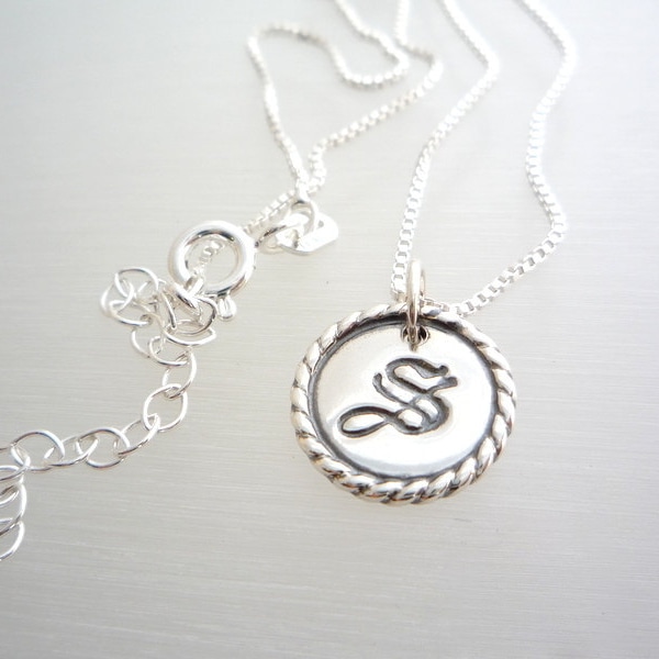 Personalisierter Initial Disc Anhänger, 100% Handarbeit, Initial Disc Anhänger, Personalisierter Charme, Personalisierter Schmuck, Massives Sterling Silber