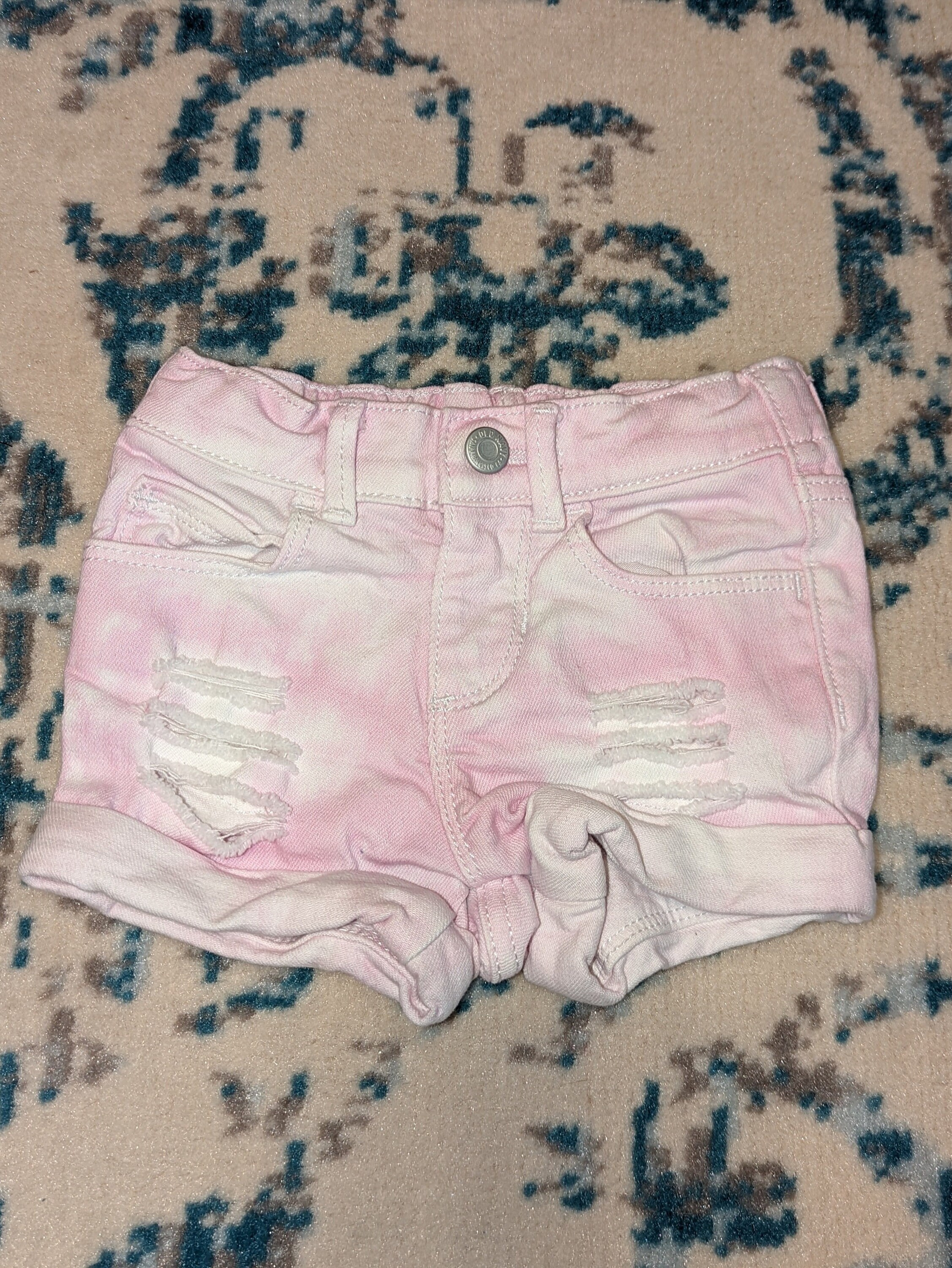 Pink ripped shorts outlet
