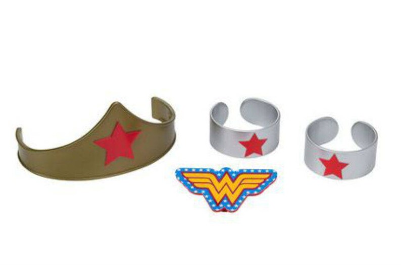 Download Party Supplies Party Favors Games Wonder Woman Tiara Cuffs Cake Decoration Decoset Cake Topper Set