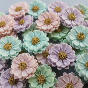 Margherita in pasta di gomma, fiori di fondente 15 pezzi, cupcakes torta nuziale, torta di compleanno, margherita fiore di fondente, fiore di zucchero in pasta di gomma