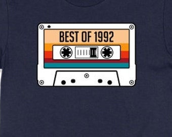Personalisiertes Geburtstagsgeschenk 30. Geburtstag T-Shirt Bday TShirt Geschenk für Ihn Geburtstag Outfit Best of 1992 30 Jahre Alte Herren Damen Unisex T-Shirt