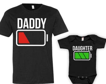 Daddy und ich Kleidung Papa und Tochter passendes Set Daddy Tochter Shirt Vater und Tochter Geschenk Batterie Low Full Bodysuit - JM212-211