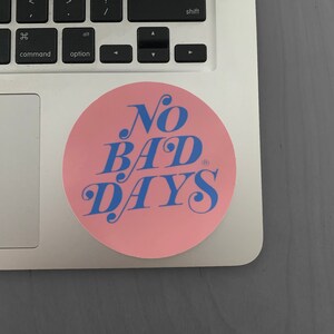 NO BAD DAYS® Small Retro Pink & Blue Circle Decal Sticker
