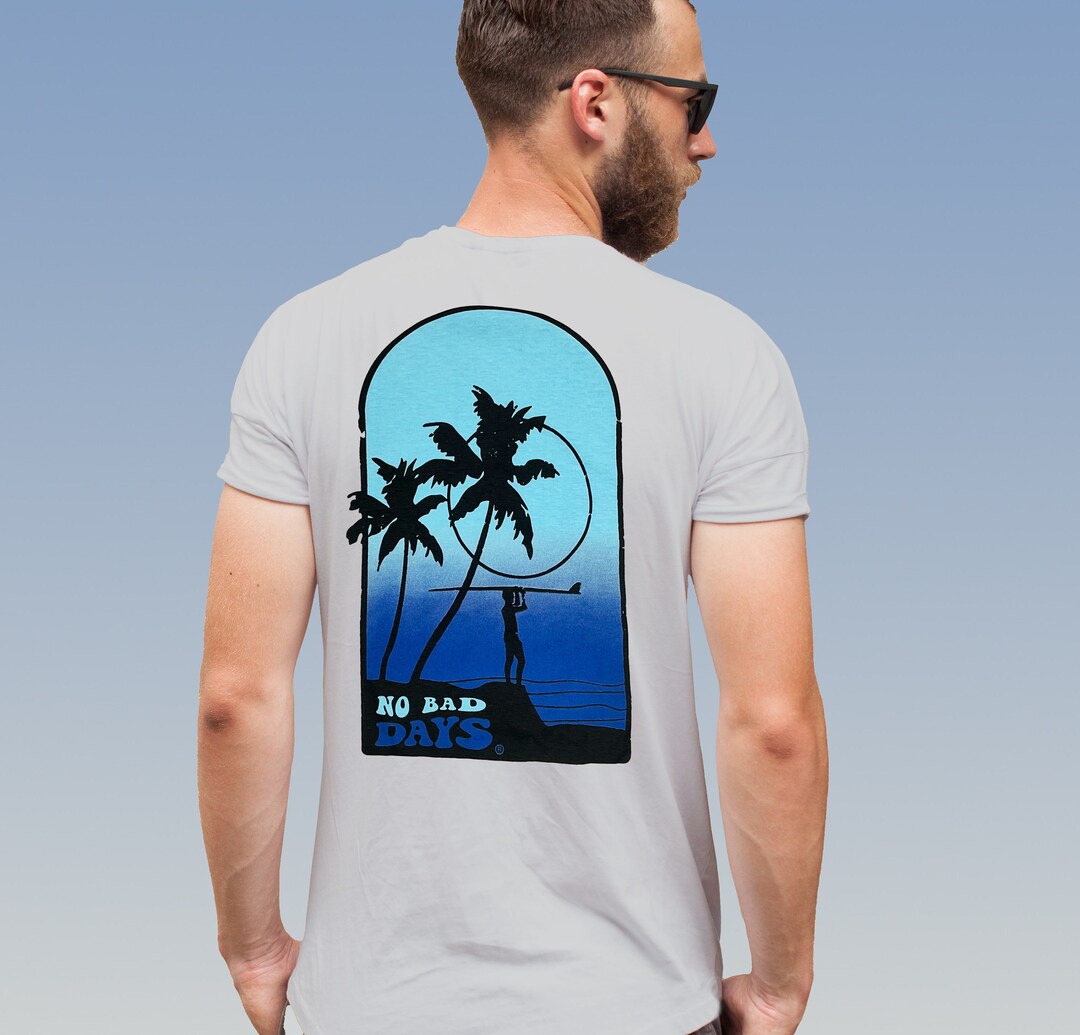 No Bad Days on the Beach Graphic Tee main image 0