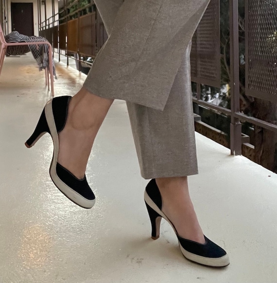 1930s Art Deco black and cream color block heels,… - image 1
