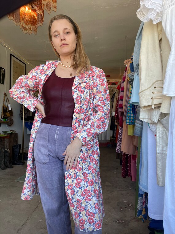 1930s light pink floral feedsack duster jacket, c… - image 6