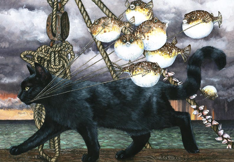 K&ouml;nnte beinhalten: Eine k&uuml;nstlerische Illustration zeigt eine schwarze Katze, die auf einer Holzoberfl&auml;che geht, mit mehreren Kugelfischen, die an ihrem R&uuml;cken und ihren Schnurrhaaren befestigt sind. Der Hintergrund zeigt eine Meereslandschaft mit bew&ouml;lktem Himmel und nautischen Elementen.