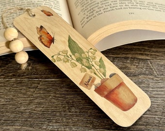 Personalized Birth Month Flower Wooden Bookmark, Book Lover Gift, Gift for Her, Birthday Gift, Personalized Gift