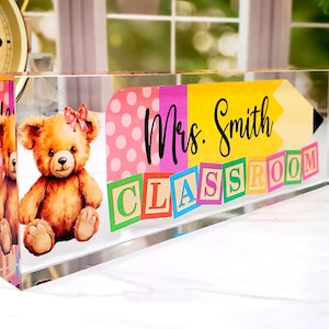 Personalized Teacher Desk Name Plate, Teacher Appreciation Gift, Teacher Name Plate, Teacher Gift, Acrylic Name Plate for Teacher, CAB67TC