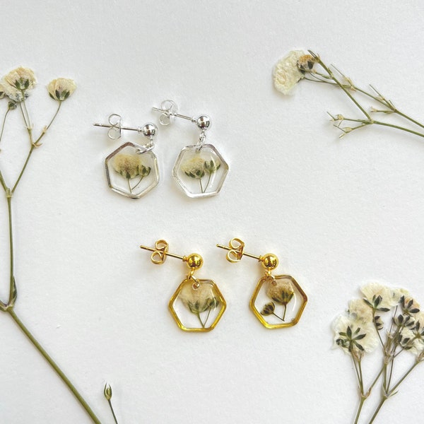 Handgemaakte geperste bloemoorbellen - echte bloemenoorbellen - sierlijke oorbellen - schattige oorbellen - sterling zilveren oorbellen - cadeau voor haar - hars