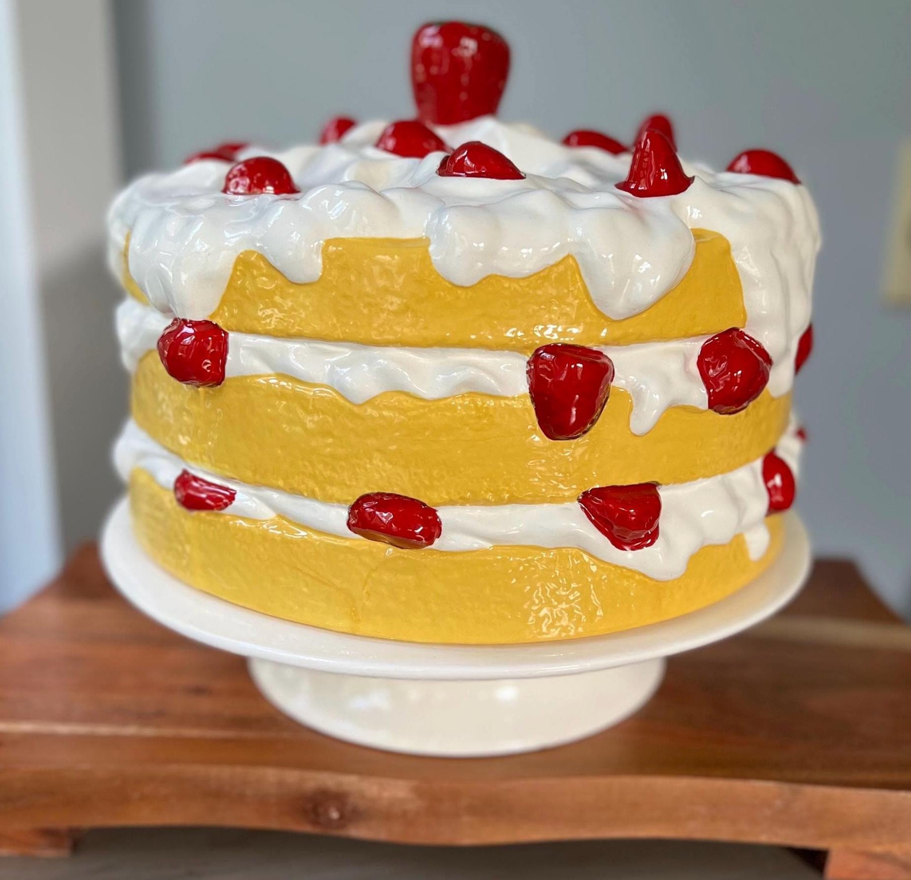 Vintage Strawberry Shortcake Cake Stand