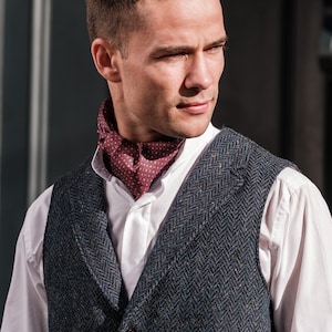 Keltischer Tweed |W.B Yeats Blaue Tweed-Weste mit Revere |Herren-Tweed-Weste | Klassische Wollweste | Formelle Herren Tweed Weste | Blaue Fischgräte