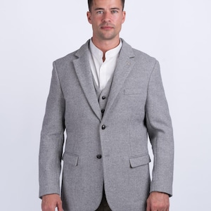 Celtic Tweed | Light Grey Classic Fit Tweed Jacket | Mens Tweed Blazer & Sports Jacket | Wedding Jacket | Suits For Men | Wedding Suit