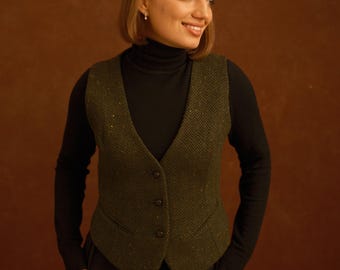 Celtic Tweed |Women's Green Herringbone Tweed Waistcoat | Wool Vest | Ladies Vintage Clothing | Women Suit| Gaelic Gift From Ireland For Her