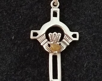 CP677 Claddagh Cross in Sterling Silver with Brown Stone Heart and Sterling Silver Box Chain Necklace - Vintage
