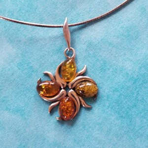 CP217 Bernstein Anhänger in Sterling Silber mit Sterling Silber Cocoon Kette - Vintage