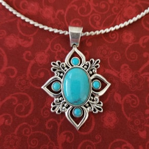 CP522 Large Turquoise Floral Pendant in Sterling Silver and Sterling Silver Necklace - Vintage