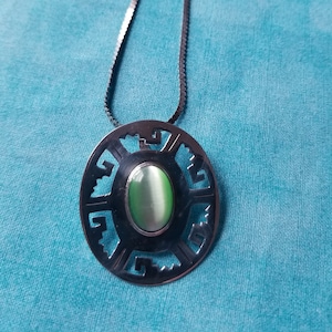 CP410 Southwestern Design Pendant with Green Stone and Sterling Silver S-Link Flat Necklace - Vintage