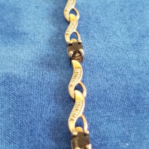 BR036 Vintage Diamond Curved Link Solid Silver Bracelet
