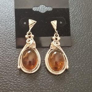 E161 Amber Earrings in Sterling Silver - Vintage