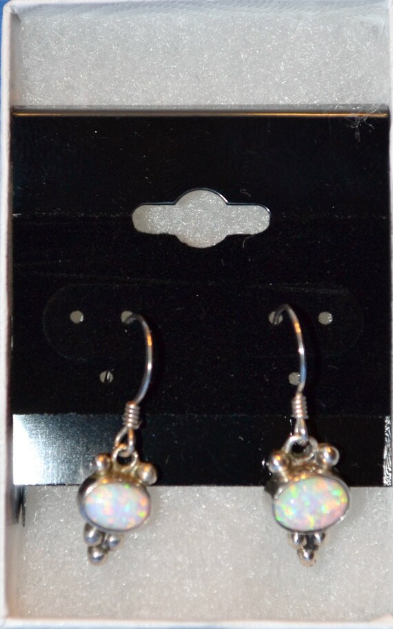 E015 Moonstone Dangling Earrings in Sterling Silve