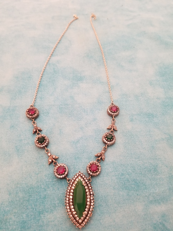C141 Turkish Emerald and Ruby Bib Necklace from Es