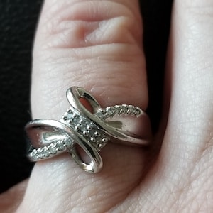 R048 Diamond Ring in Silver Sterling - Vintage