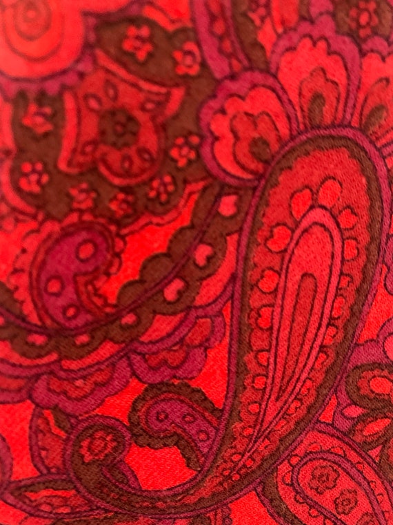 1970s Vintage Homemade Long Flowing Red Paisley M… - image 8