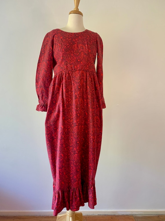 1970s Vintage Homemade Long Flowing Red Paisley M… - image 3