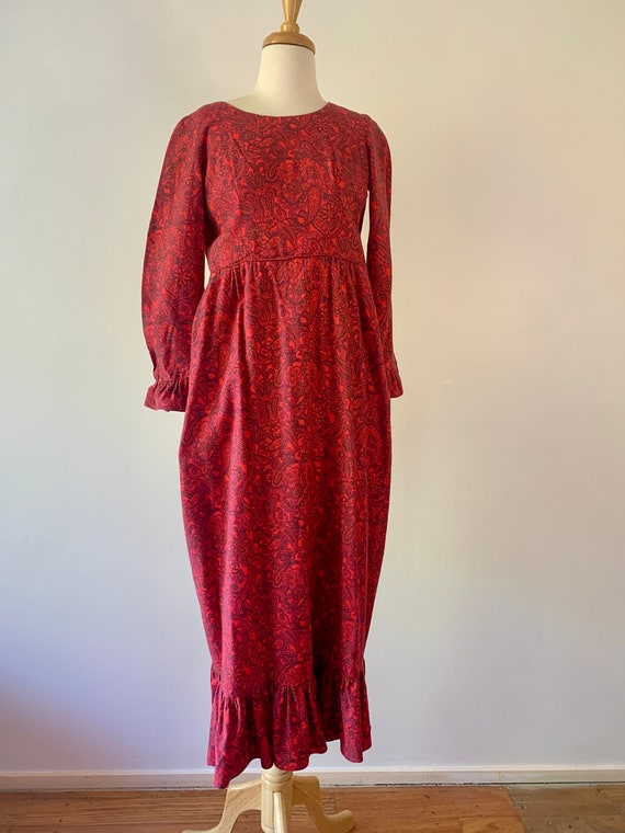 1970s Vintage Homemade Long Flowing Red Paisley M… - image 5