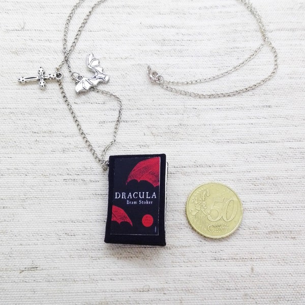 Collier Livre Personnalisé Dracula, Bram Stoker, Pendentif, Bijoux en Papier