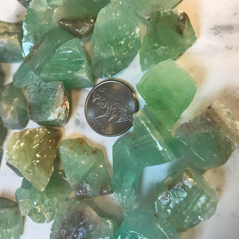 1 Piece Healing Confidance Green Calcite Rough Solar Plexus Chakra Metaphysical