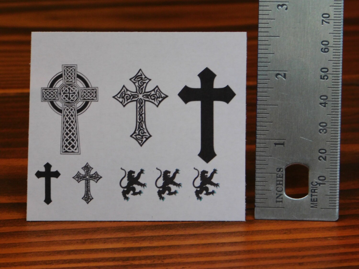 Celtic Cross Tattoo / Rampant Lion Tattoo / Religious Tattoo / - Etsy Celtic Cross Tattoo / Rampant Lion Tattoo / Religious Tattoo / - Etsy