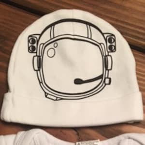 Personalized Astronaut Baby Hat, Space-Themed Infant Cap for Newborns, Baby Shower Gift, Soft Comfortable Material, Astronaut Costume