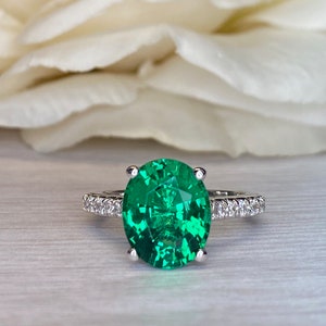 Oval Shape Emerald Engagement Ring 14K White Gold Lab Created | Etsy