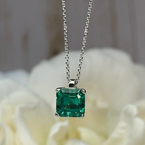 Asscher Cut Emerald Pendant Necklace, Green Emerald Square Pendant Anniversary Gift For Her, 14k Gold Necklace For Ladies Holiday Gift #5666