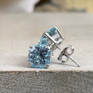Aquamarine Stud Earrings White Gold 3.50CTW Radiant Cut Aquamarine Unsex Earrings Dainty Aquamarine Earrings Light Blue Stud Earrings #7323