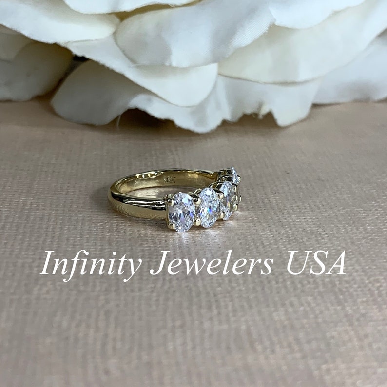 2.50ctw Moissanite Anniversary Band, Oval 5 Stone Band, Oval Moissanite Wedding Band, Everyday Ring, 14k Gold Wedding Ring,#4801 afbeelding 7