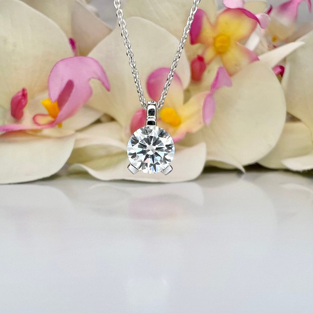 Collana Con Ciondolo Solitario Con Diamante Da 1/3 Ct In Oro Bianco O - Foto 4