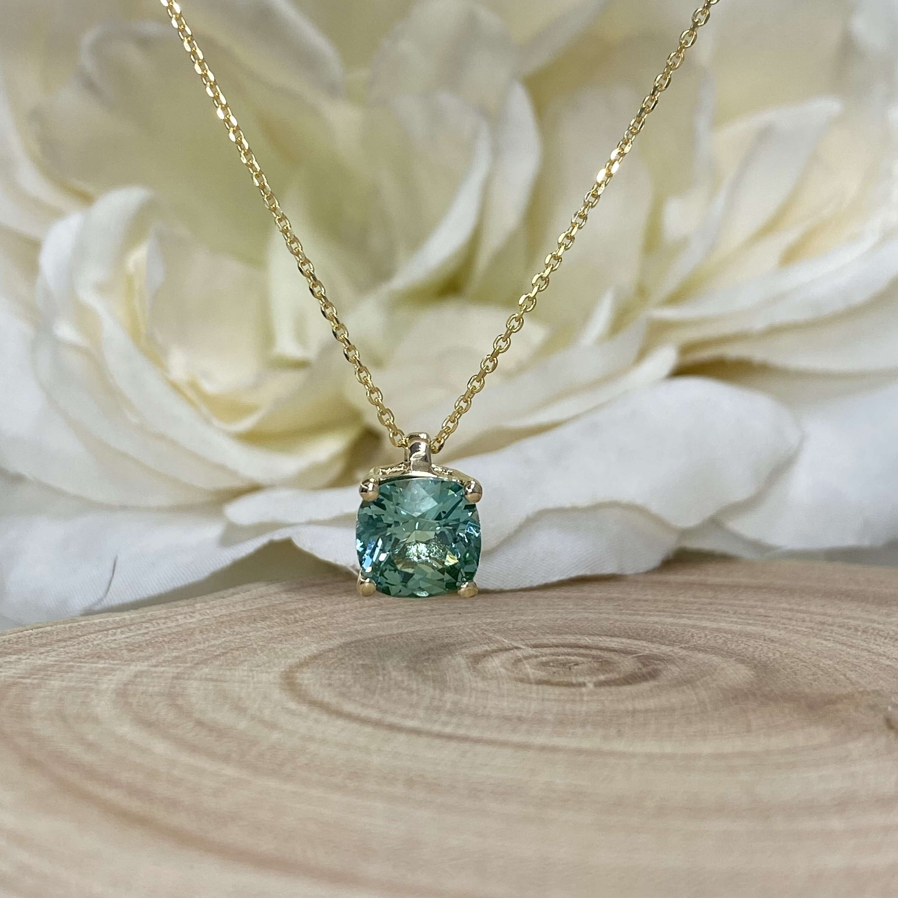 Paraiba Tourmaline Pendant Necklace 14K Yellow Gold, Simple