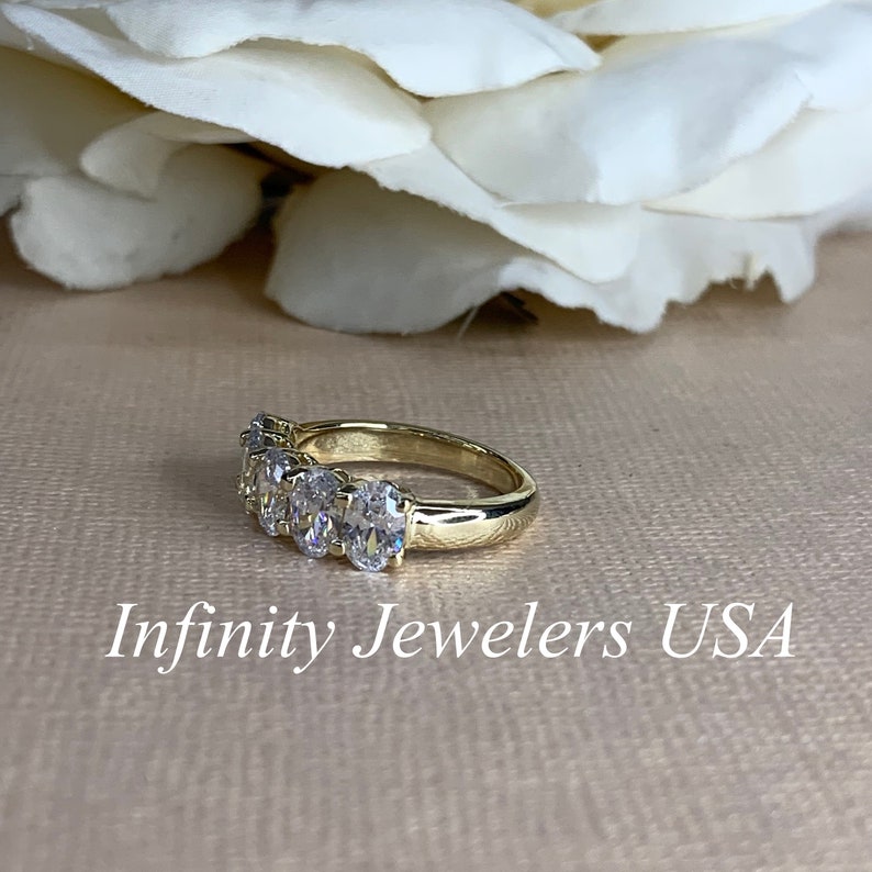 2.50ctw Moissanite Anniversary Band, Oval 5 Stone Band, Oval Moissanite Wedding Band, Everyday Ring, 14k Gold Wedding Ring,#4801 afbeelding 6
