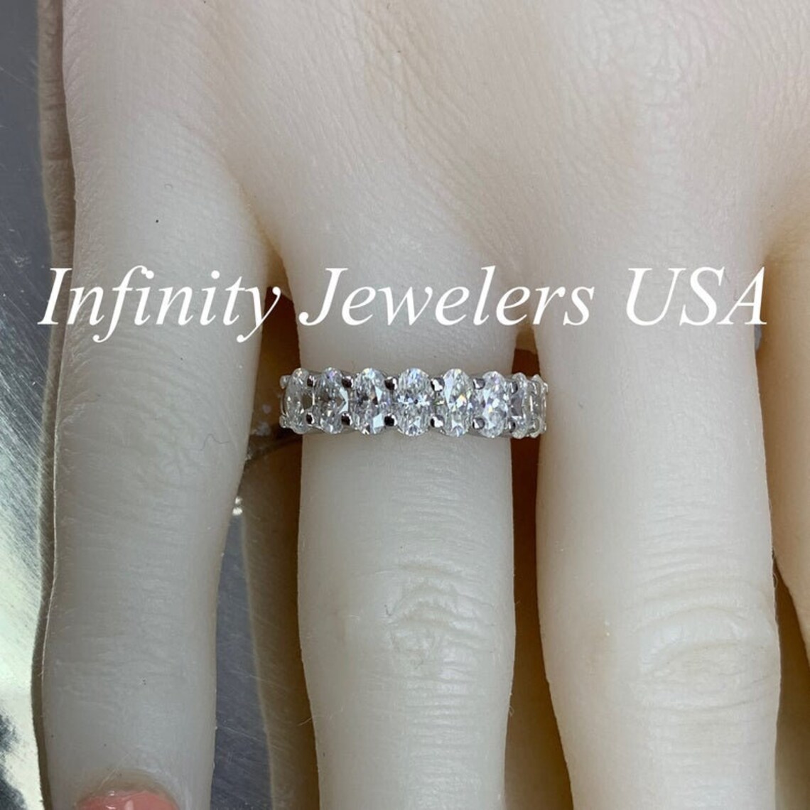 Classic 14K Gold Ion Plated Solid Titanium Domed Wedding Band. Available In 6mm And 8mm Widths. Couple Ring - Foto 10