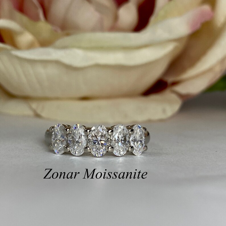 2.50ctw Moissanite Anniversary Band, Oval 5 Stone Band, Oval Moissanite Wedding Band, Everyday Ring, 14k Gold Wedding Ring,#4801 afbeelding 9