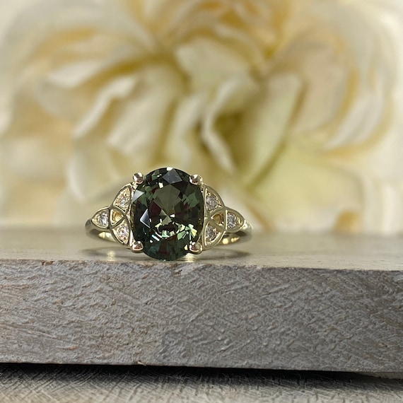 Antique green sapphire ring clearance