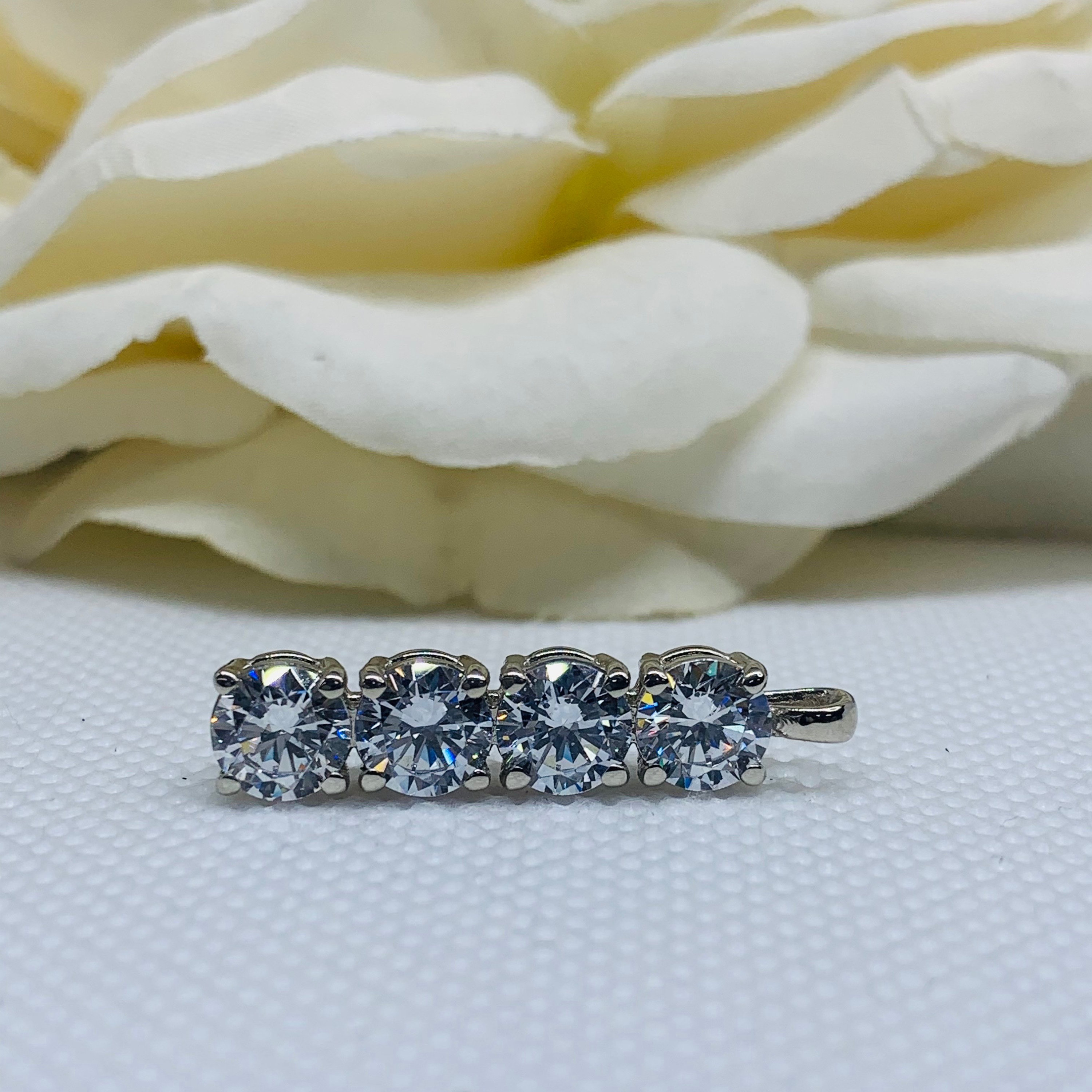 Mama Necklace Four Stone Moissanite 