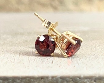 Garnet Stud Earrings 14k Yellow Gold Small Stud Earrings Garnet Unisex Stud Earrings Small Yellow Gold Garnet Earrings Dainty Earrings #5962