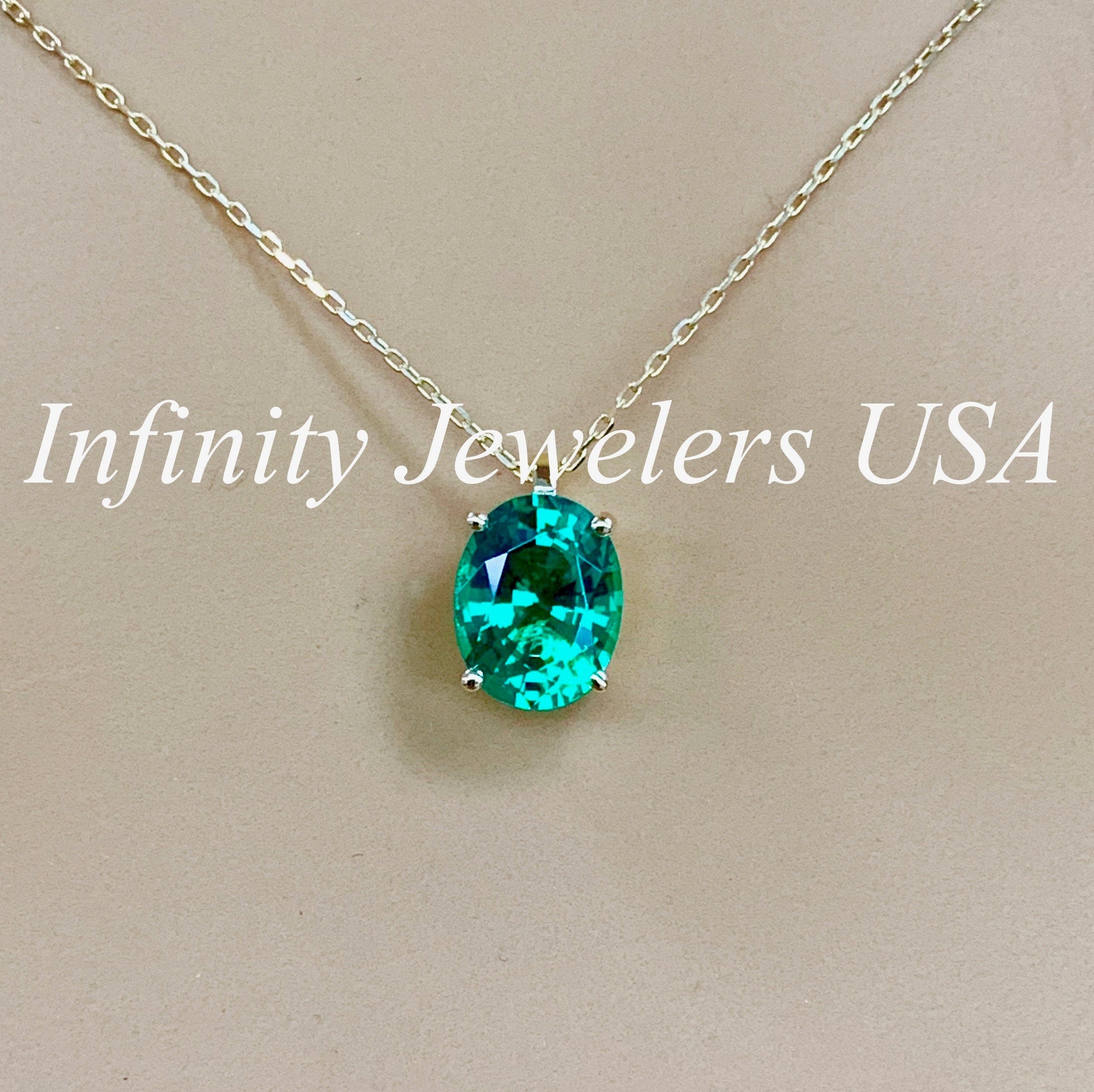 Oval emerald necklace Clearance