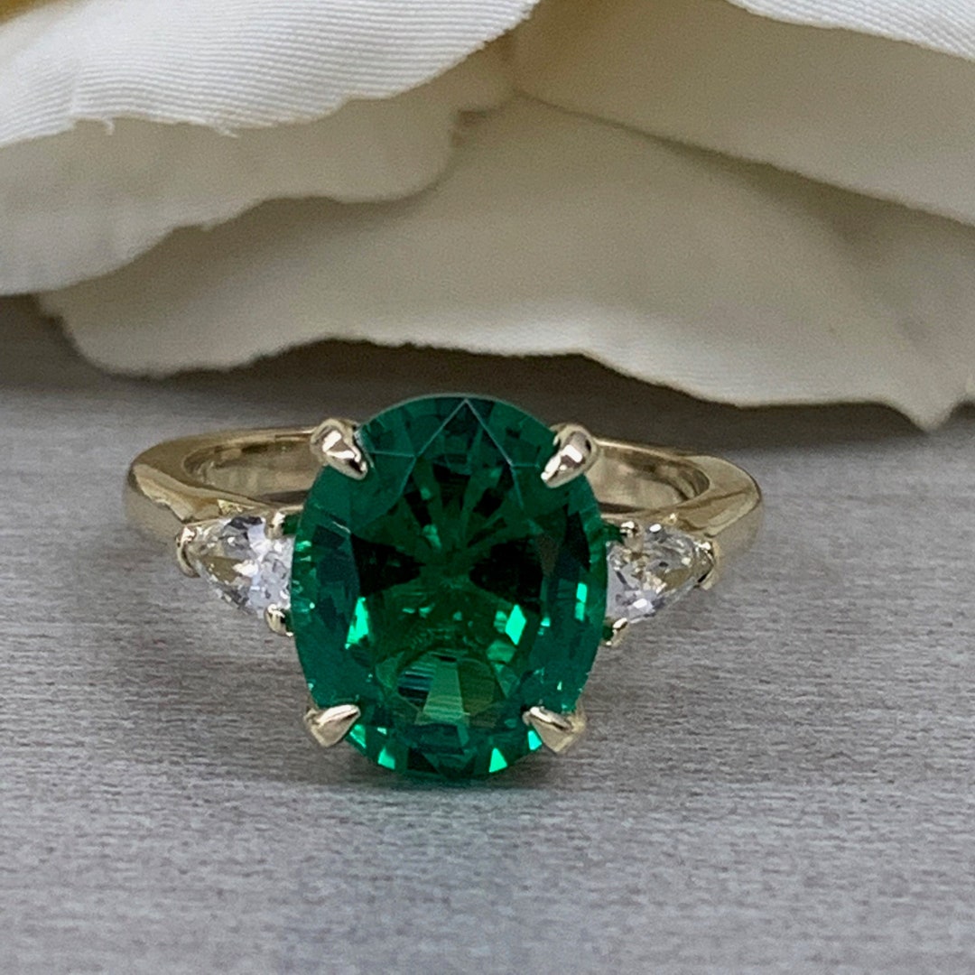 Oval Emerald Engagement Ring Emerald Ladies Ring White - Etsy