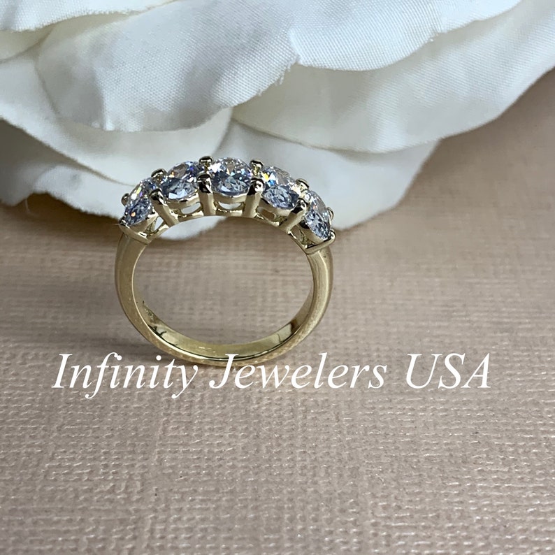 2.50ctw Moissanite Anniversary Band, Oval 5 Stone Band, Oval Moissanite Wedding Band, Everyday Ring, 14k Gold Wedding Ring,#4801 afbeelding 8