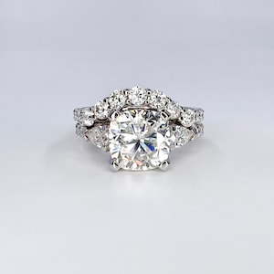 Cushion Cut Moissanite Engagement Ring Set 14K Solid Gold , 3 Stone Moissanite Engagement Rings , Moissanit Ring With Matching Band,   #8088